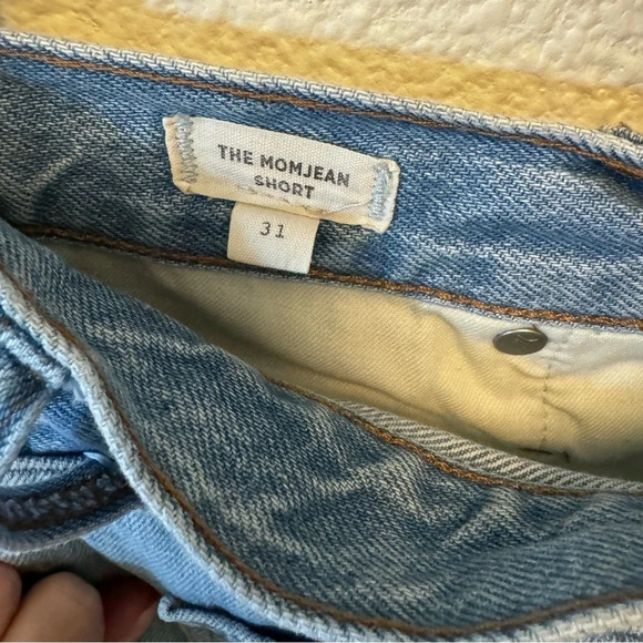 Madewell The Mom Jean Short - Picture 6 of 6
